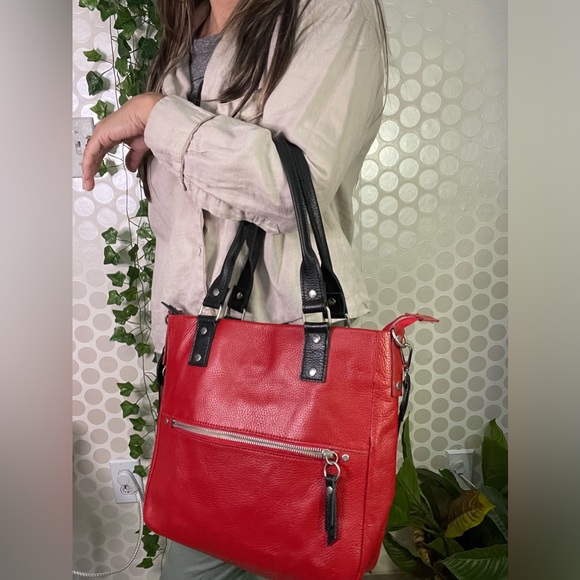 Satchel bag for women in red and black 100% leather, strap. Excellent quality. - Picture 4 of 17